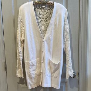 Anne Klein Cardigan Style Top